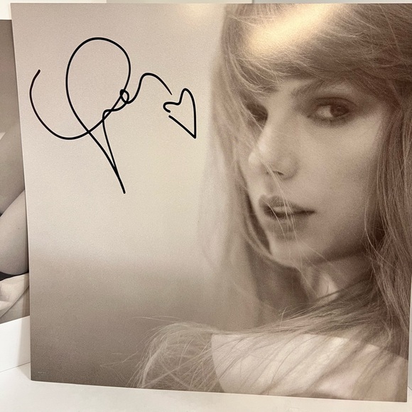 Taylor Swift SIGNED PHOTO INSERT The Tortured Poets Department Vinyl Manuscript - Picture 2 of 9